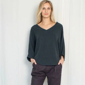 Natalie Busby Top Women’s Large Hang Loose Top Green Blouse Oversized Blouse NWT